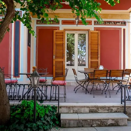 De Angelis Bed & Breakfast 3*