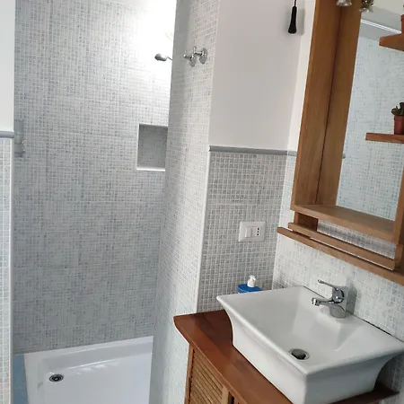 ベッド・アンド・ブレックファスト De Angelis 3*