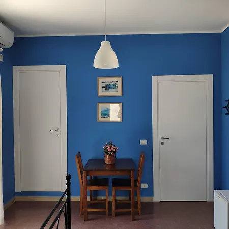 De Angelis ベッド・アンド・ブレックファスト